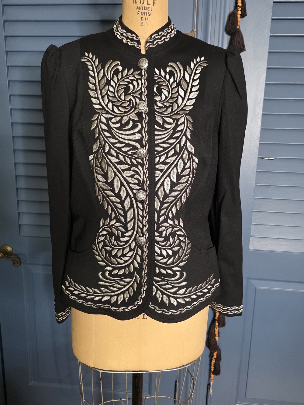 INC Black Ornate Silver Leaf Embroidered Statement Military Blazer Size Large